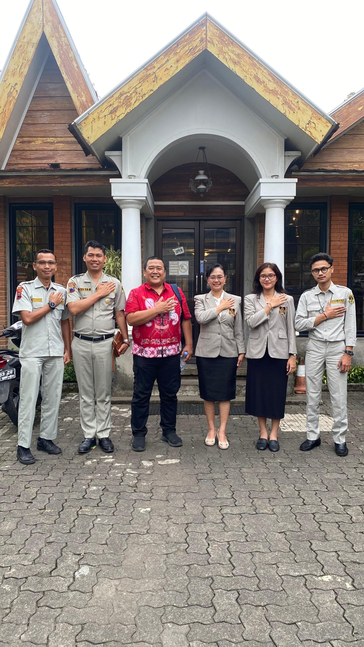 KELUARGA BESAR PUTRA PUTRI POLRI (KBPP POLRI) PROVINSI JAWA TENGAH DALAM RANGKA PENGUATAN PERAN STRATEGIS ORGANISASI MENDUKUNG CITRA POLRI DAN STABILITAS KAMTIBMAS DI ERA MODERN